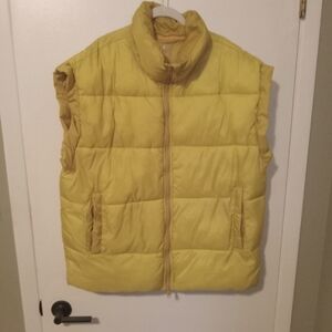 Free People in a bubble puffer vest FP  Movement size medium